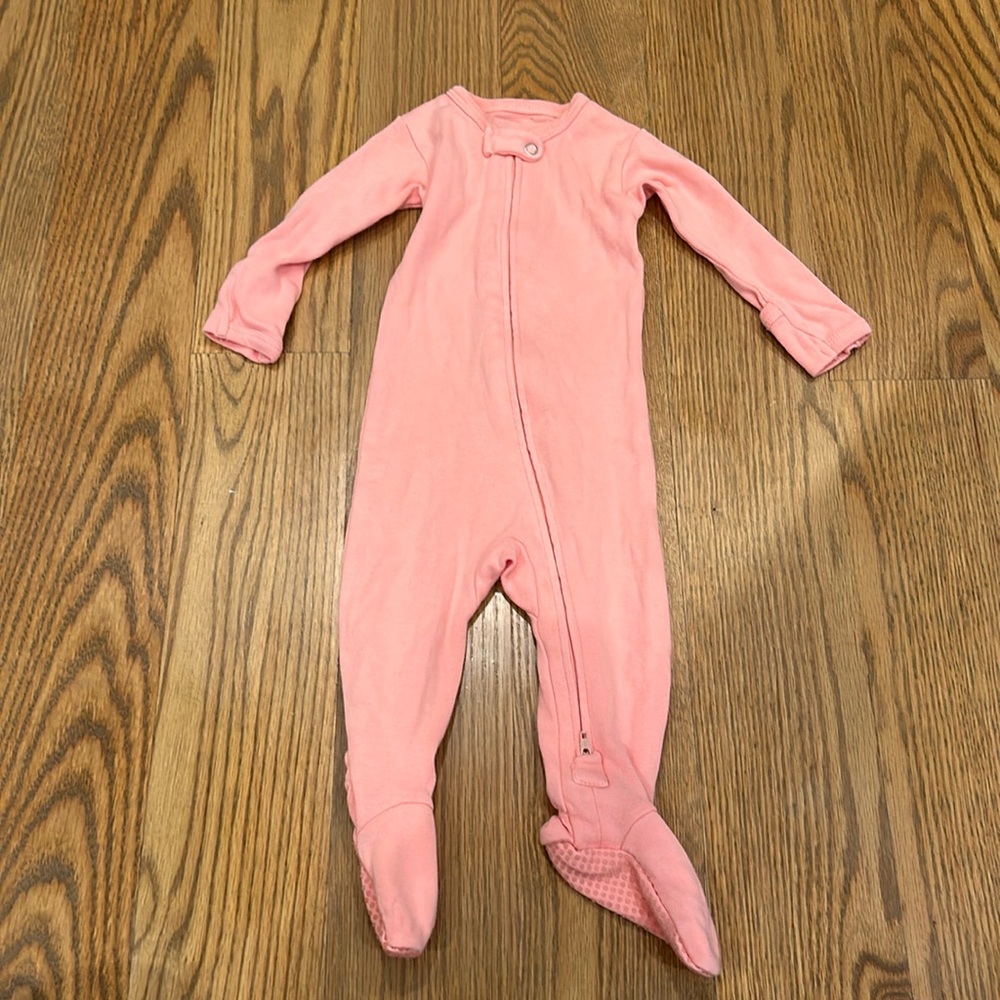 L’ovedbaby footie pajama 3-6 months